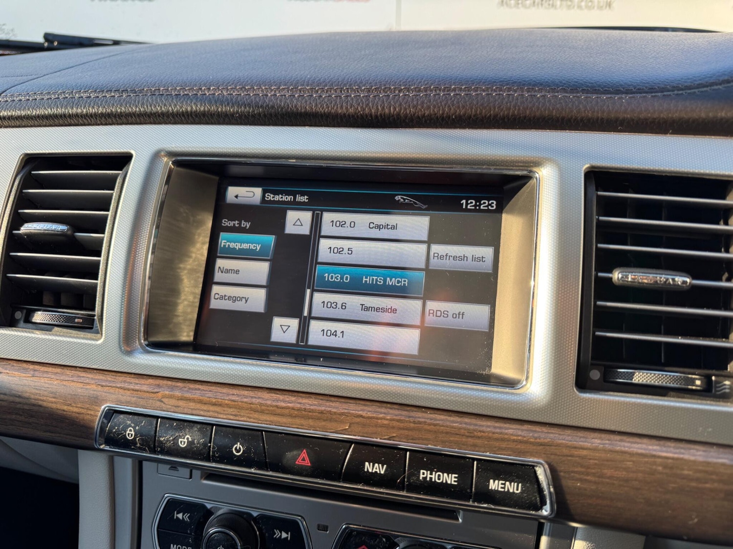 Used Jaguar XF 2012 for sale - 77109842: Photo 44