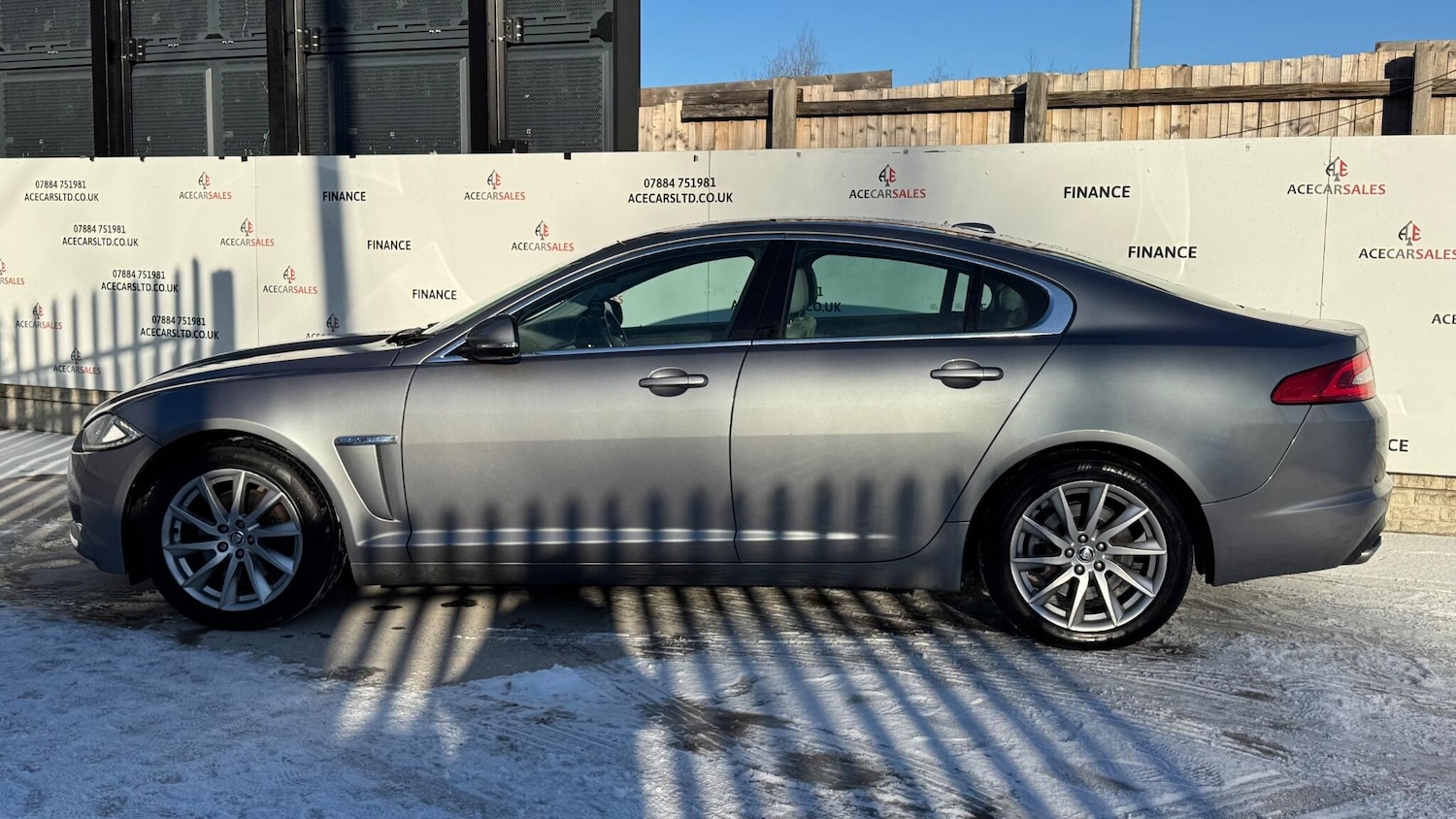 Used Jaguar XF 2012 for sale - 77109842: Photo 5