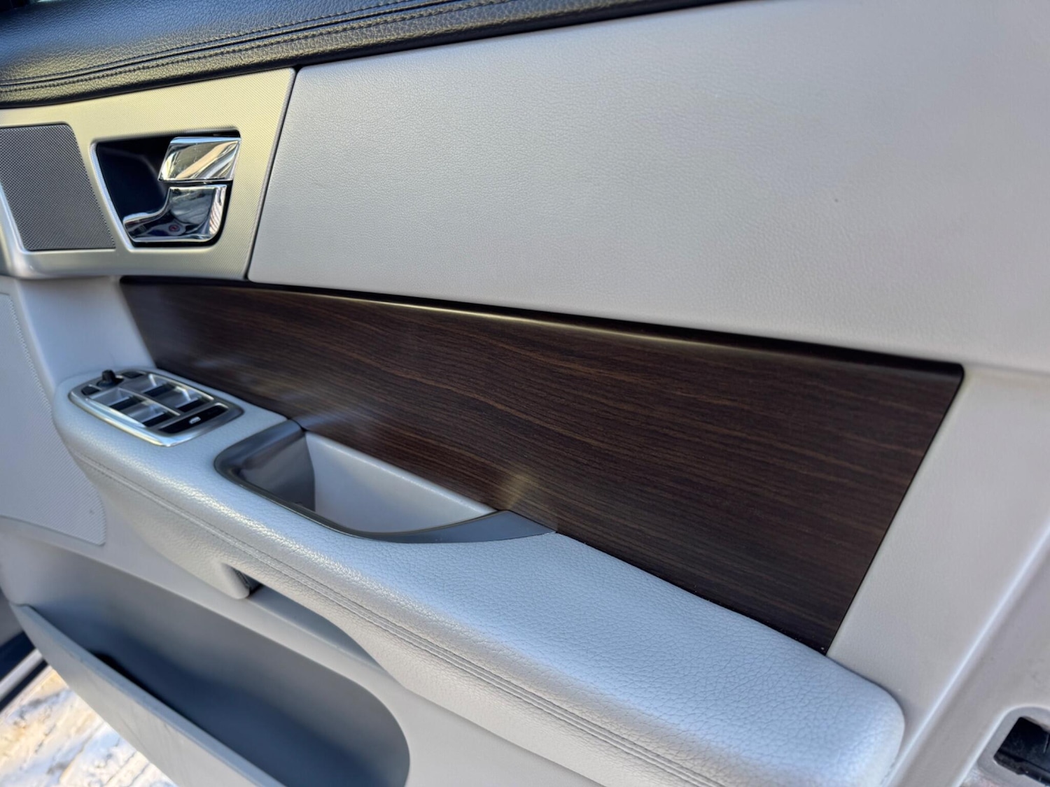 Used Jaguar XF 2012 for sale - 77109842: Photo 55