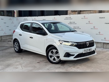 (21) - 1.0 TCe Essential Euro 6 (s/s) 5dr