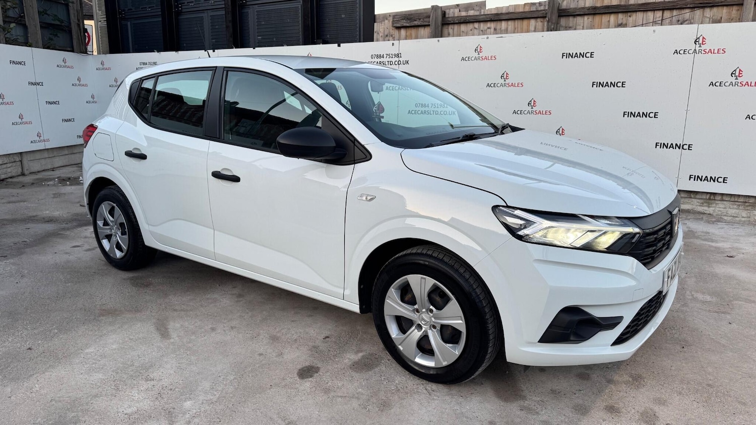 Used Dacia Sandero 2021 for sale - 76997101: Photo 2