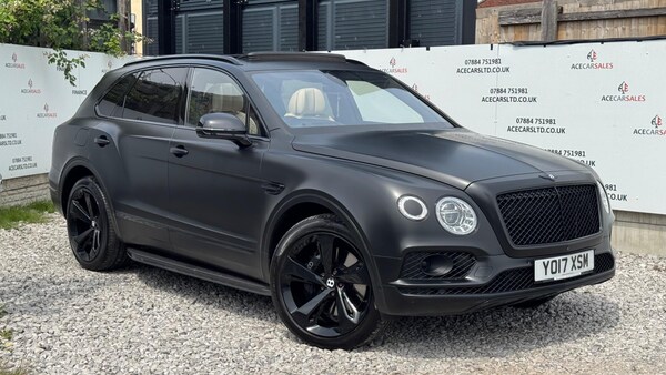 Used Bentley Bentayga 2017 for sale - 74418994: Photo 1