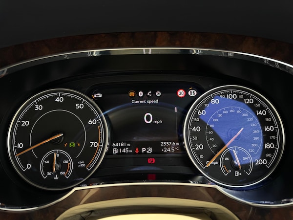 Used Bentley Bentayga 2017 for sale - 74418994: Photo 54