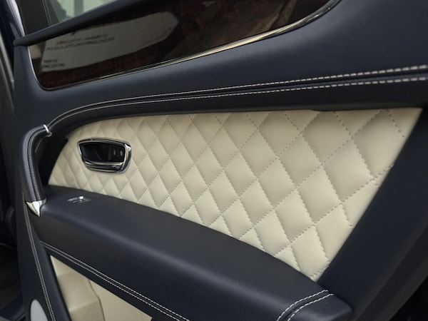 Used Bentley Bentayga 2017 for sale - 74418994: Photo 72