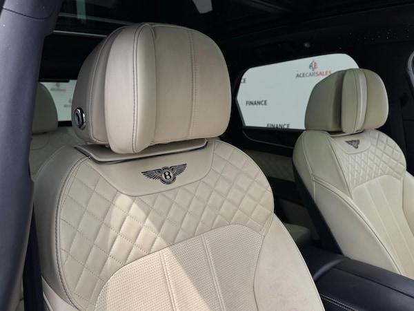 Used Bentley Bentayga 2017 for sale - 74418994: Photo 76