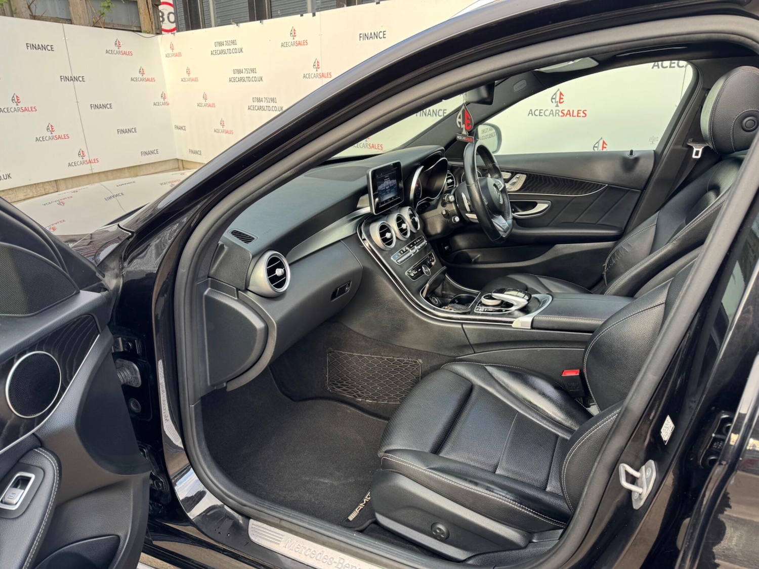 Used Mercedes-Benz C Class 2017 for sale - 77015425: Photo 17