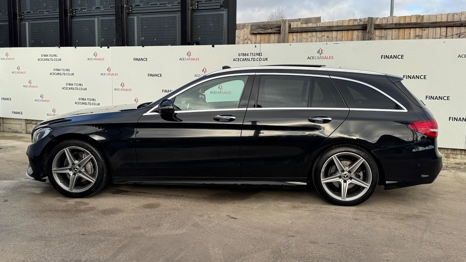 Used Mercedes-Benz C Class 2017 for sale - 77015425: Photo 5