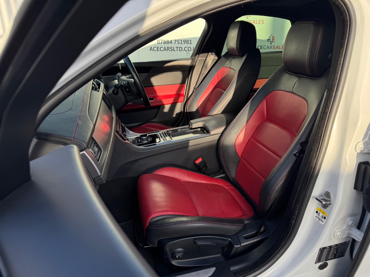 Used Jaguar XF 2017 for sale - 76925917: Photo 19