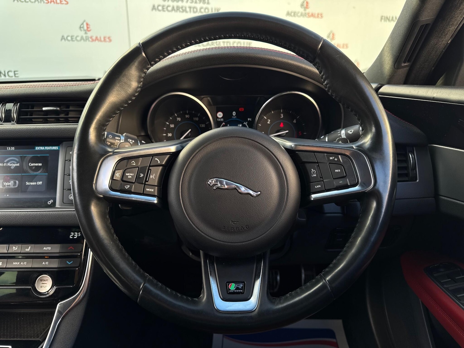 Used Jaguar XF 2017 for sale - 76925917: Photo 29