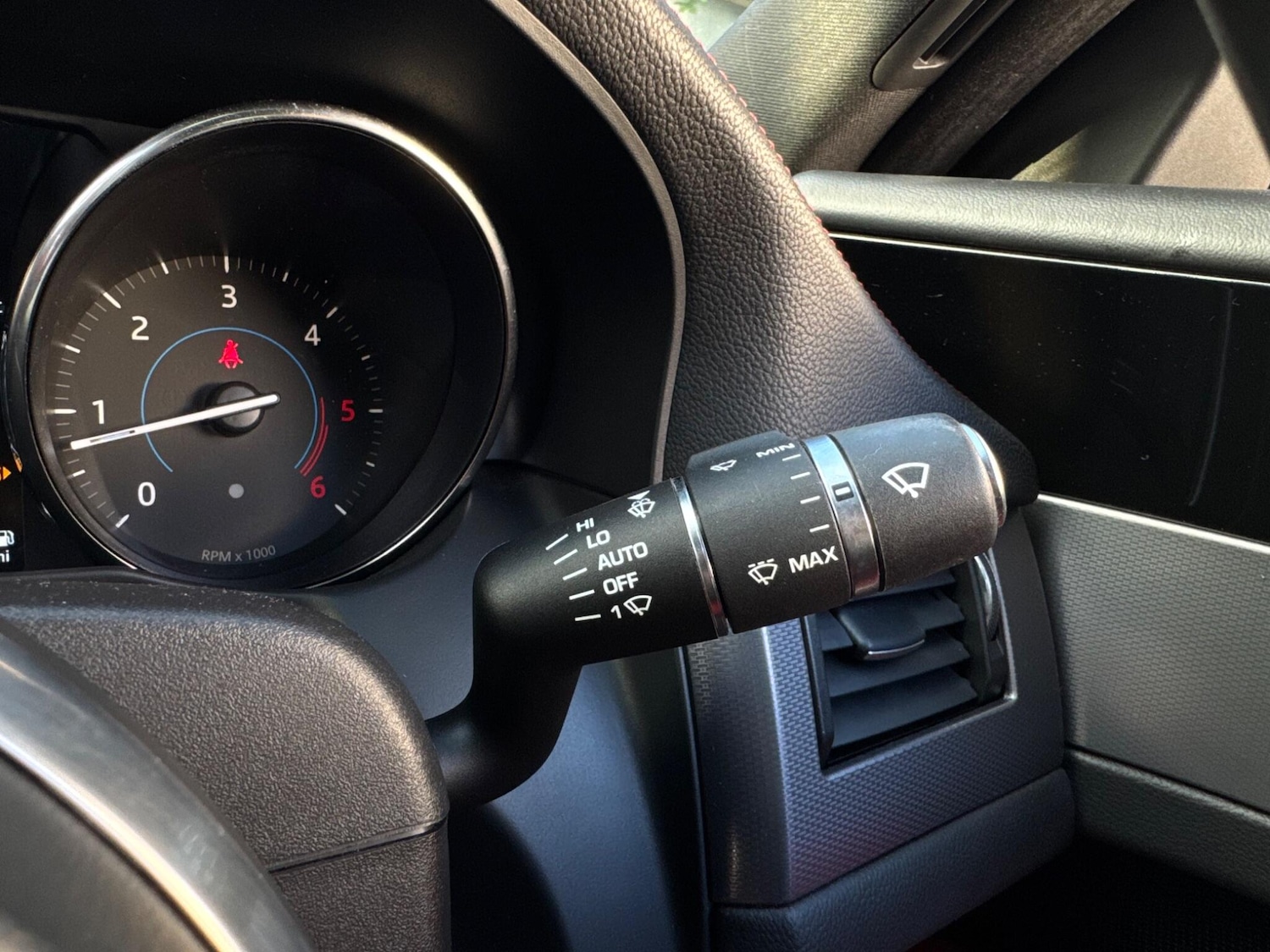 Used Jaguar XF 2017 for sale - 76925917: Photo 36