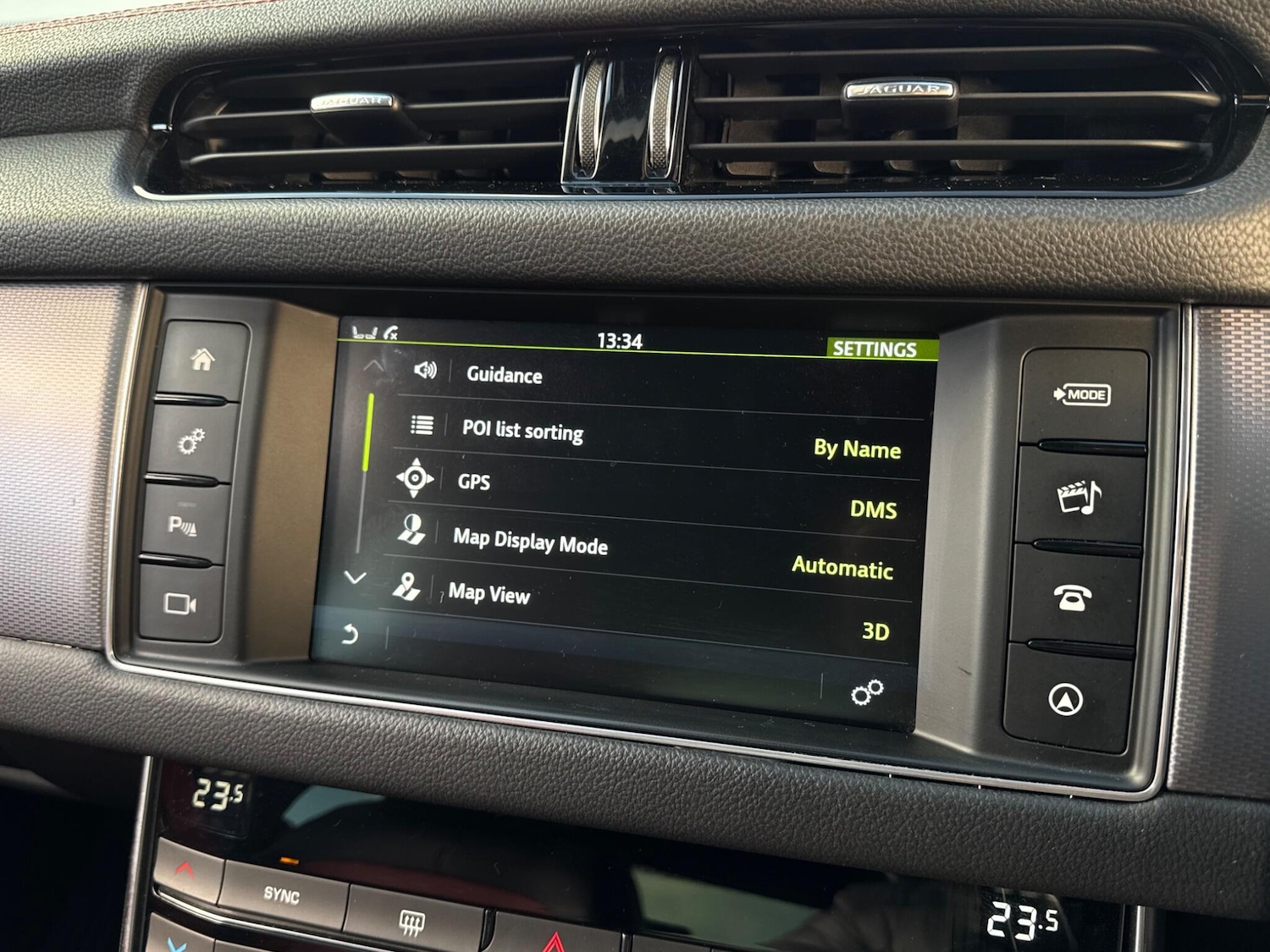 Used Jaguar XF 2017 for sale - 76925917: Photo 42