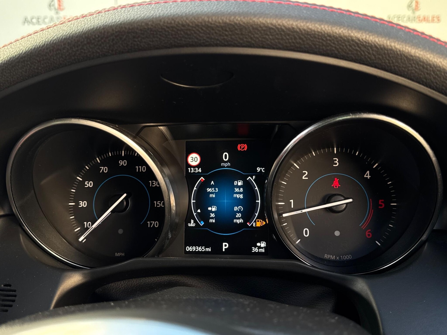 Used Jaguar XF 2017 for sale - 76925917: Photo 60