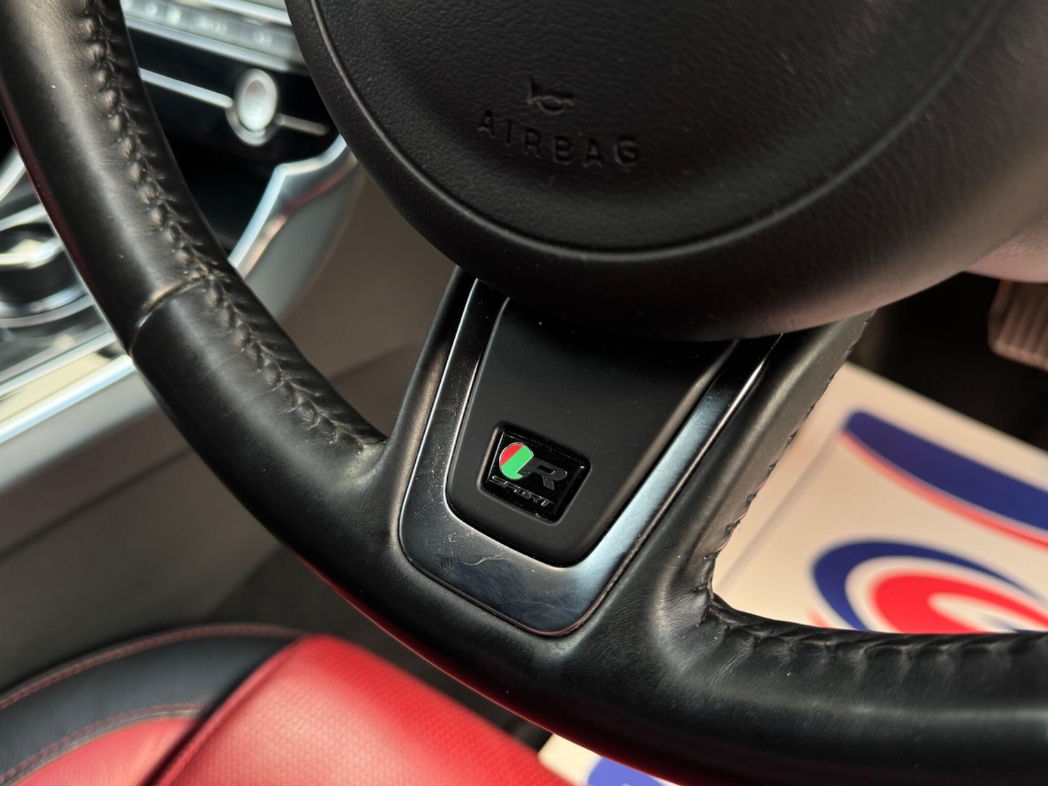 Used Jaguar XF 2017 for sale - 76925917: Photo 64