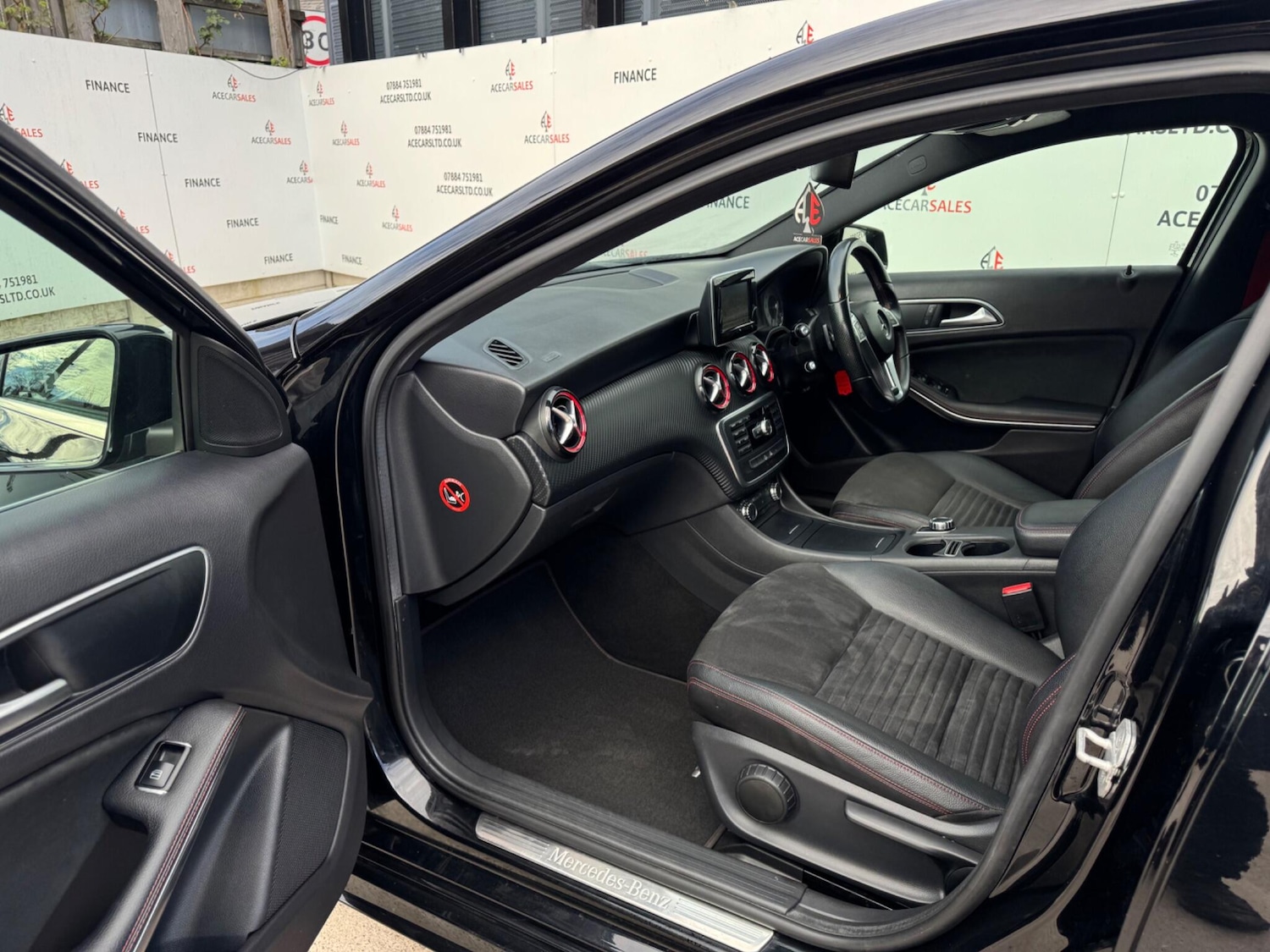 Used Mercedes-Benz A-Class 2014 for sale - 78034346: Photo 17