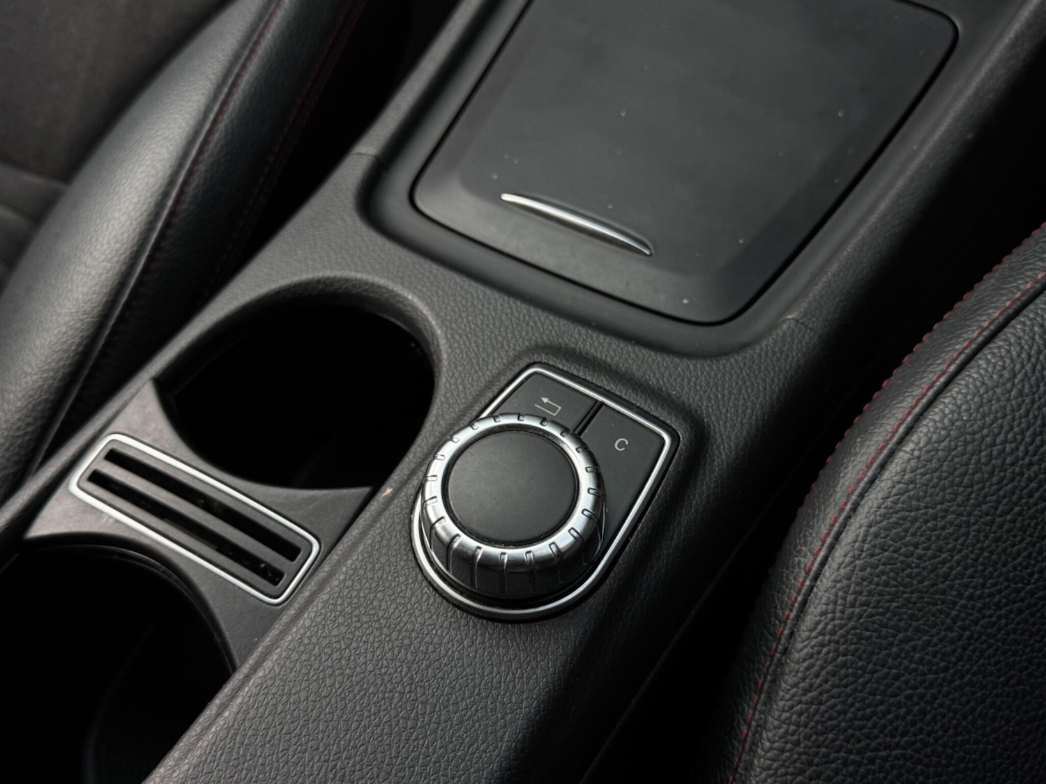 Used Mercedes-Benz A-Class 2014 for sale - 78034346: Photo 26