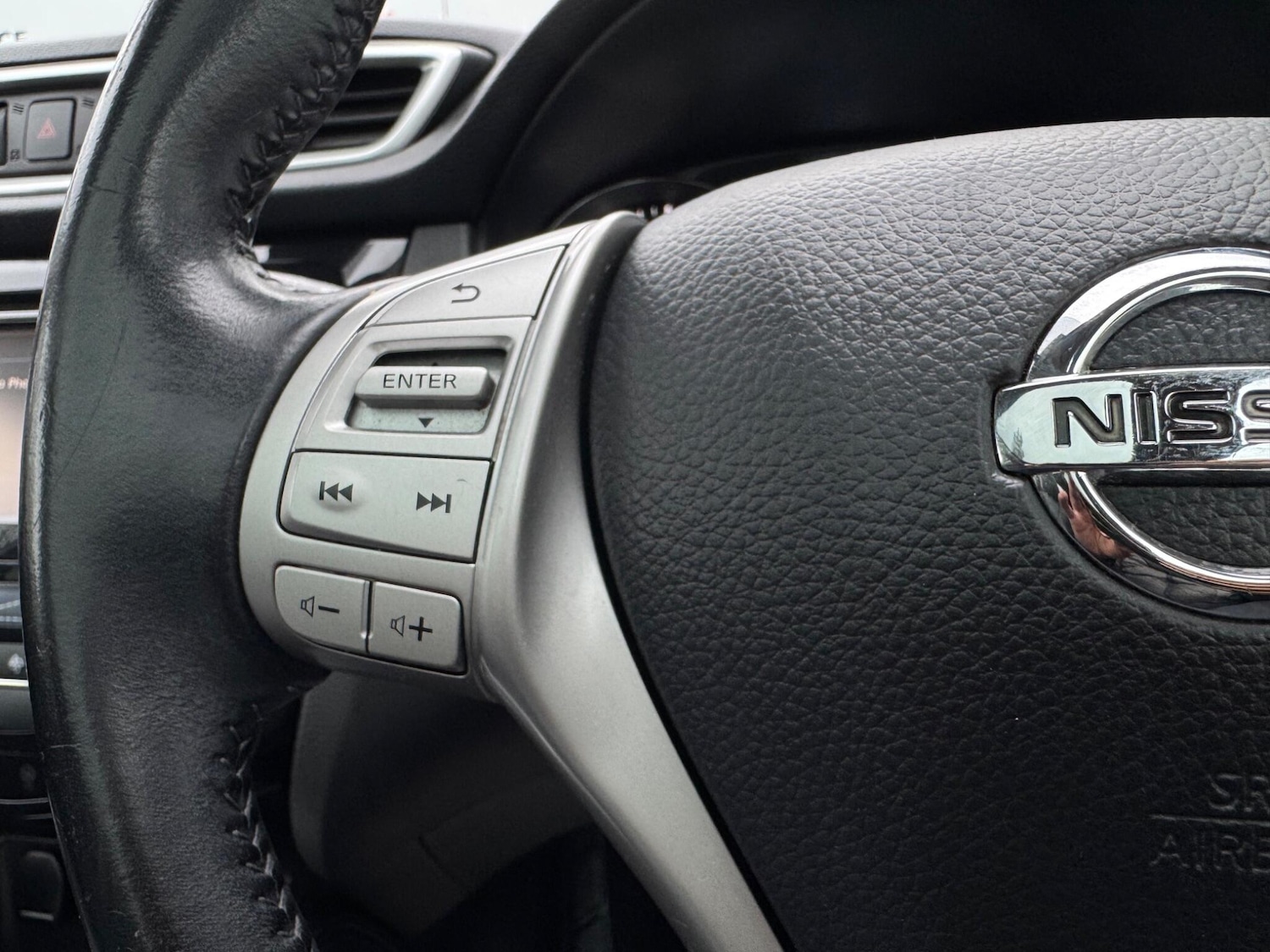 Used Nissan Qashqai 2017 for sale - 77175507: Photo 32