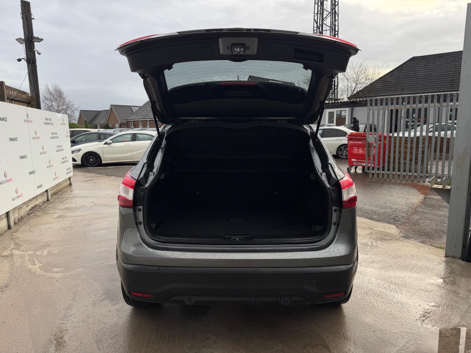 Used Nissan Qashqai 2017 for sale - 77175507: Photo 80