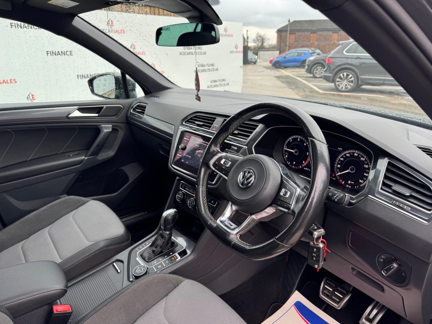 Used Volkswagen Tiguan 2017 for sale - 77237577: Photo 10