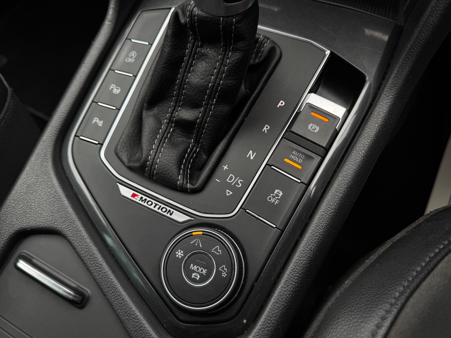 Used Volkswagen Tiguan 2017 for sale - 77237577: Photo 28