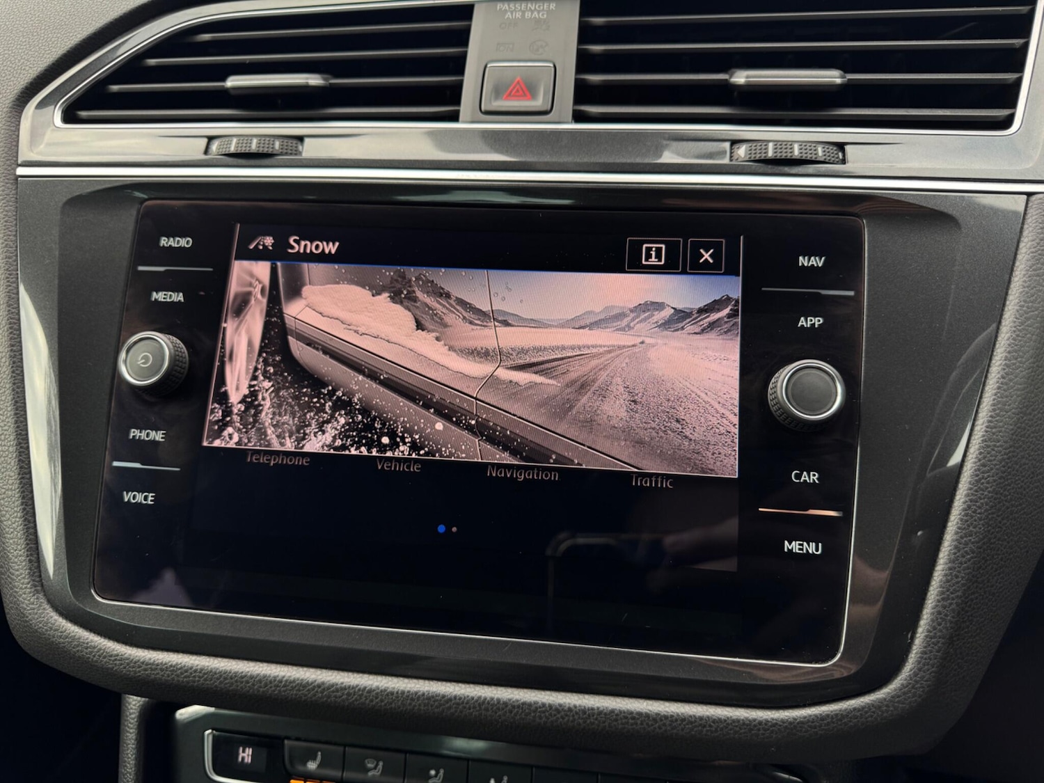 Used Volkswagen Tiguan 2017 for sale - 77237577: Photo 41