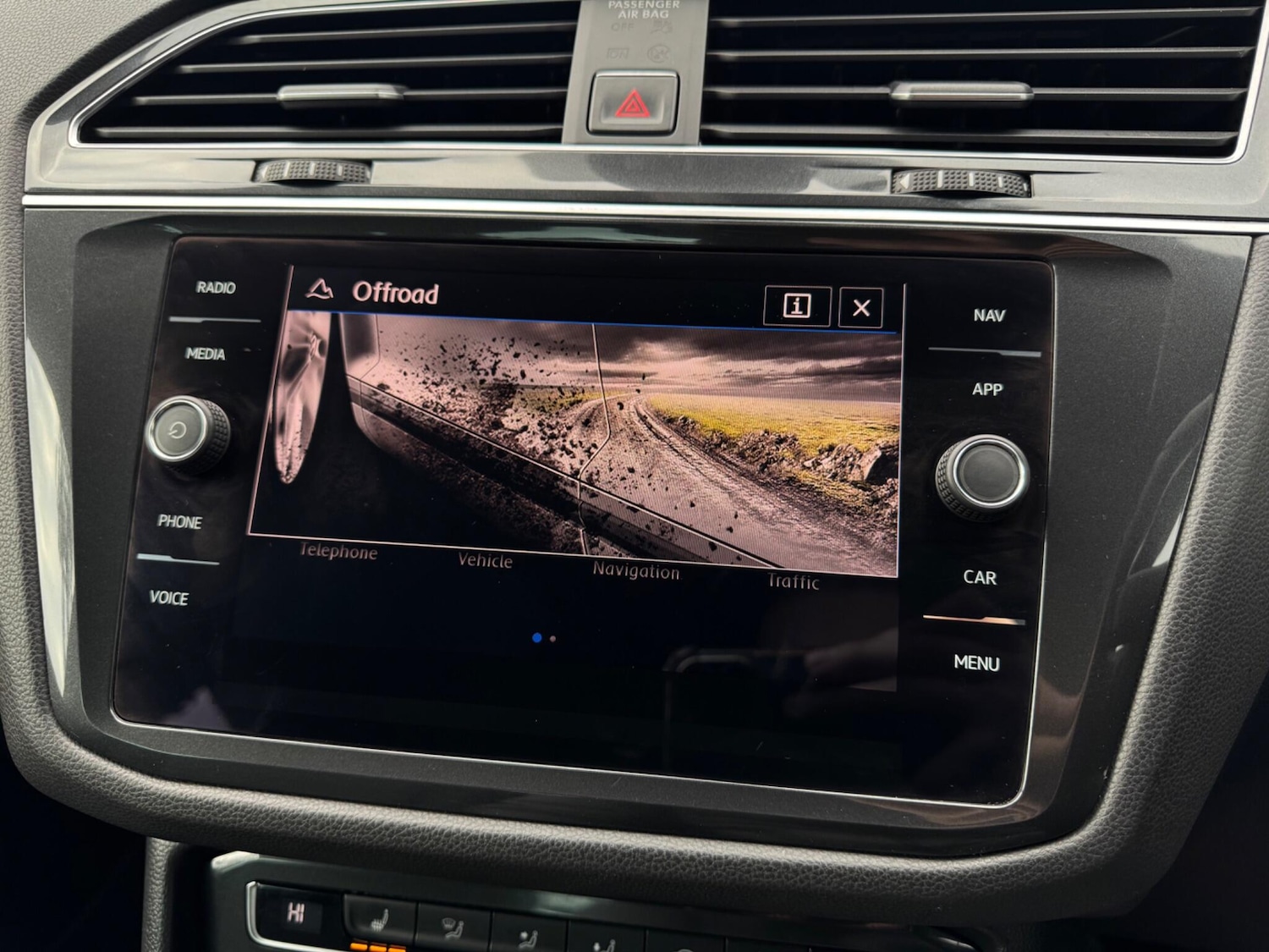 Used Volkswagen Tiguan 2017 for sale - 77237577: Photo 42