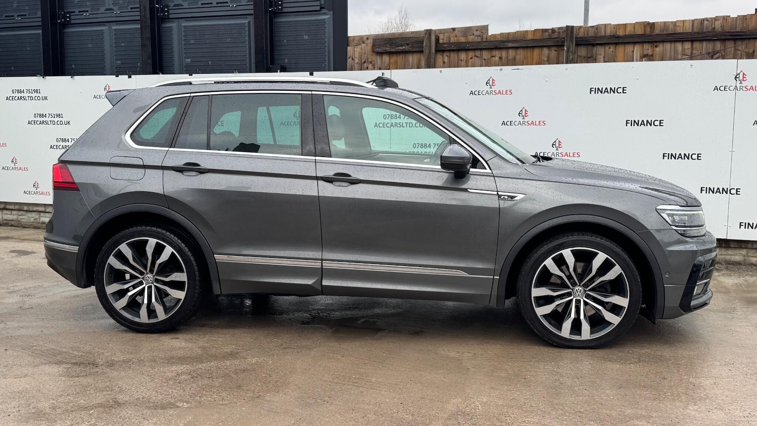 Used Volkswagen Tiguan 2017 for sale - 77237577: Photo 9
