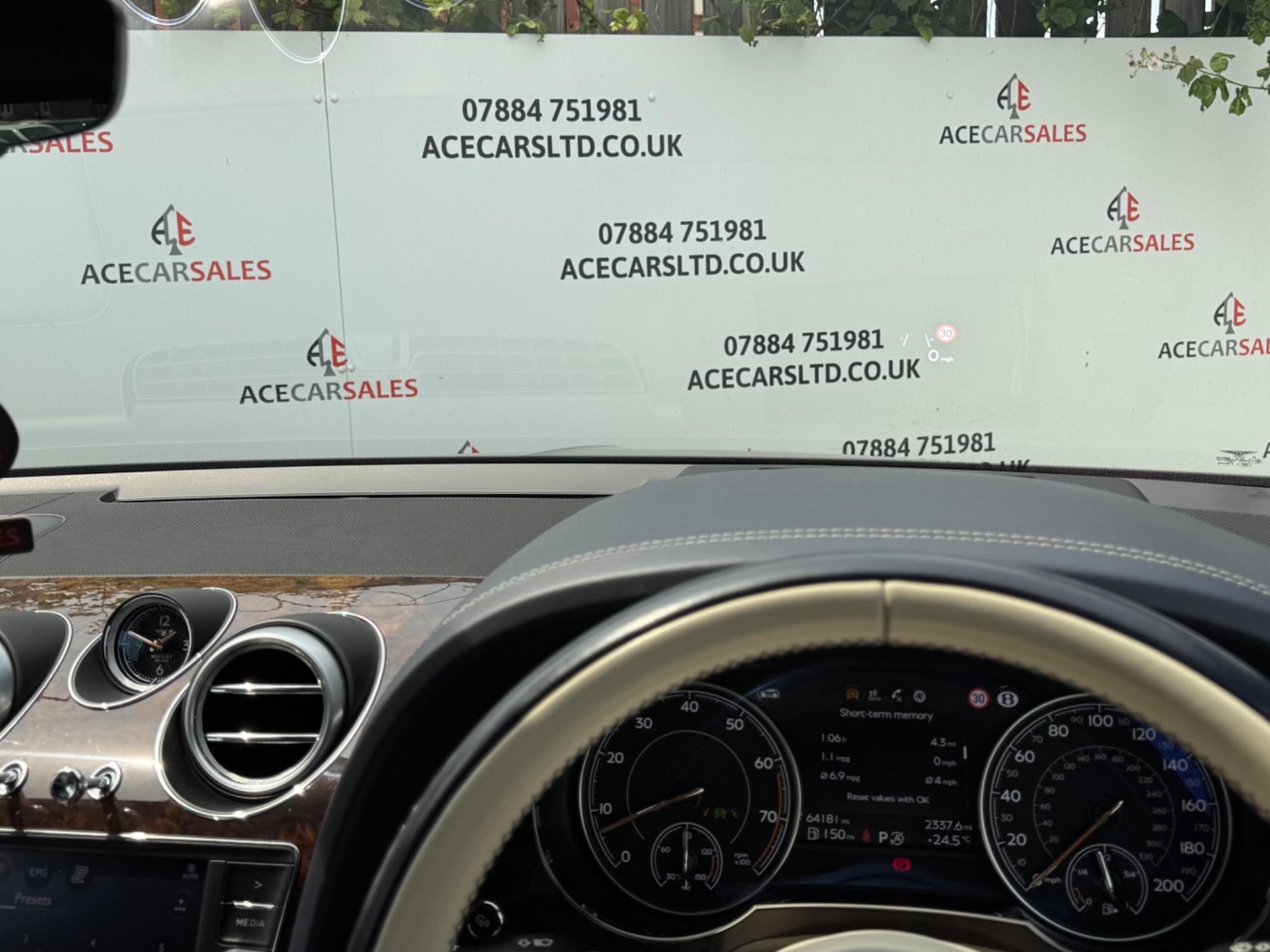 Used Bentley Bentayga 2017 for sale - 76537940: Photo 21