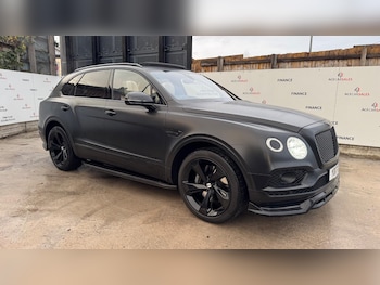 Used Bentley Bentayga 2017 for sale - 76537940: Photo