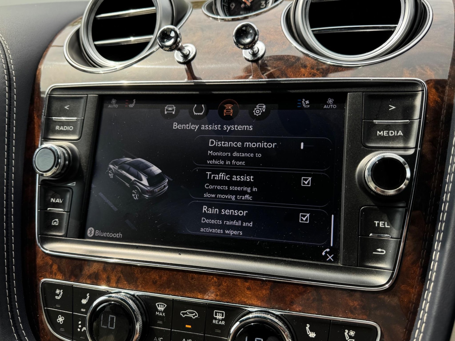 Used Bentley Bentayga 2017 for sale - 76537940: Photo 39