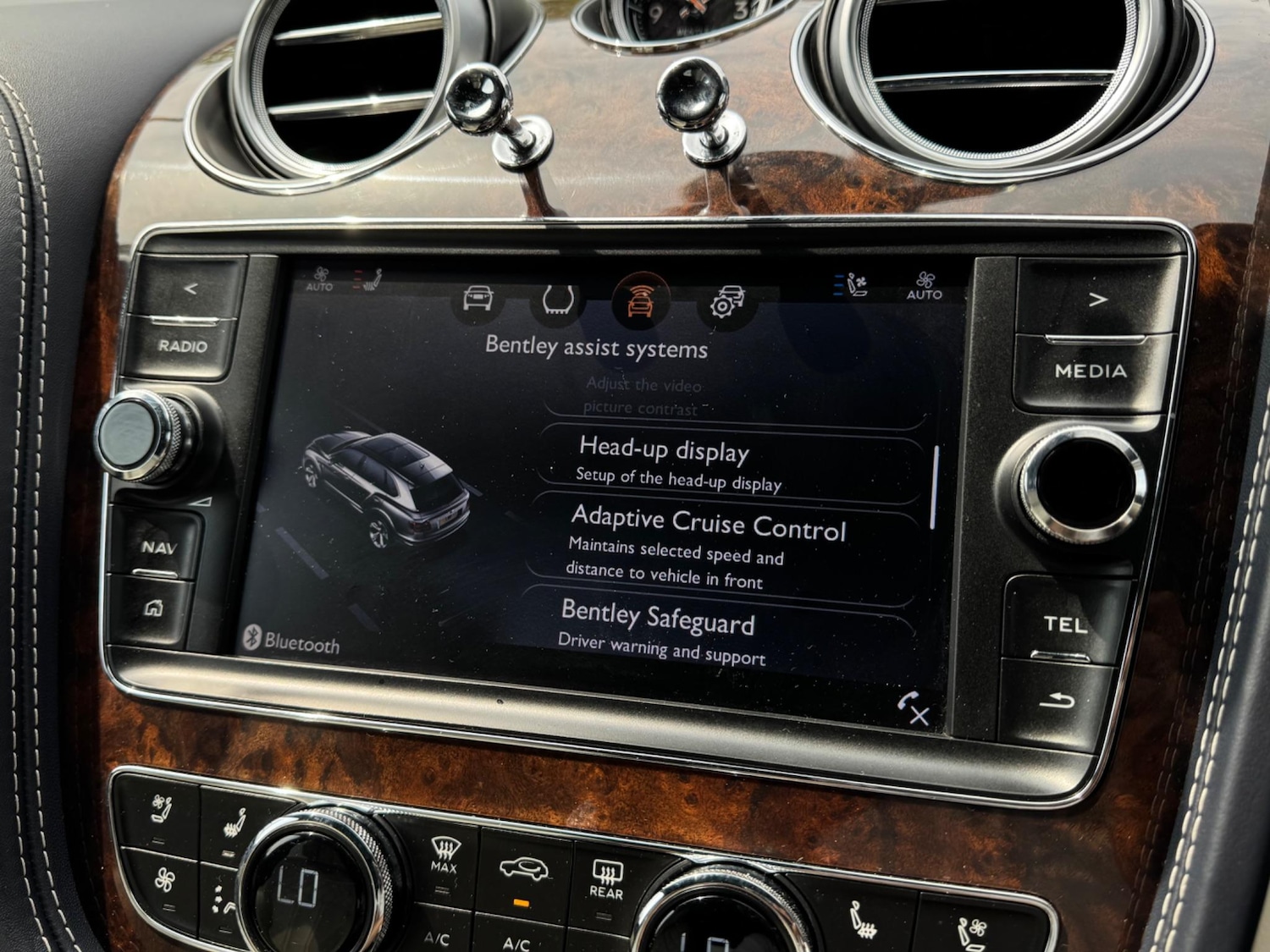 Used Bentley Bentayga 2017 for sale - 76537940: Photo 42