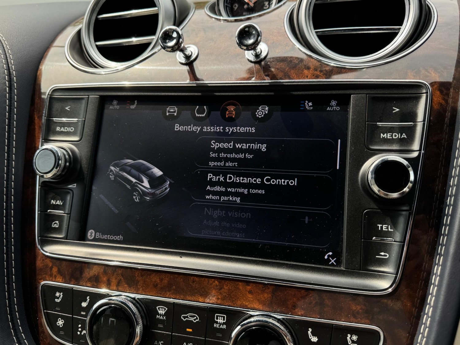 Used Bentley Bentayga 2017 for sale - 76537940: Photo 43