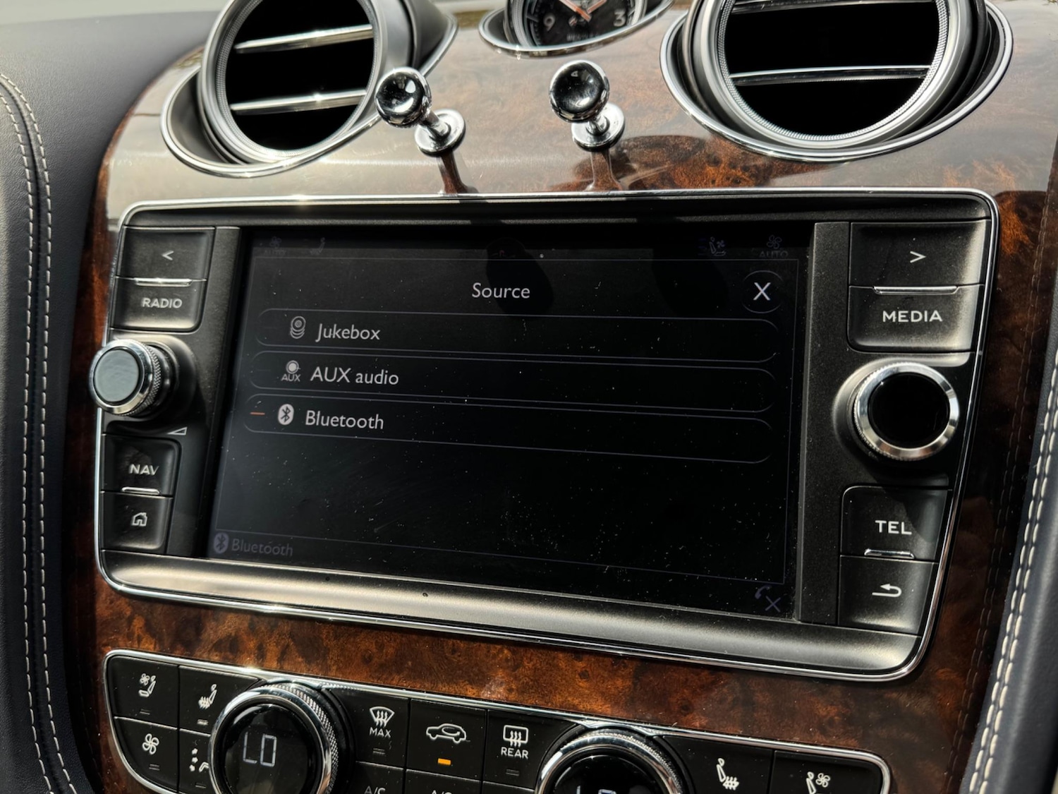 Used Bentley Bentayga 2017 for sale - 76537940: Photo 48