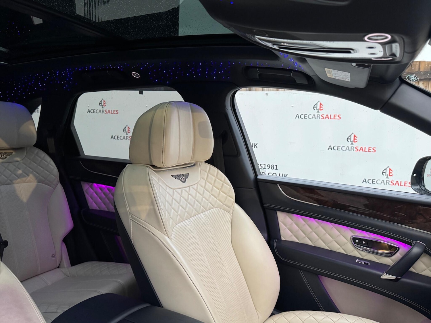 Used Bentley Bentayga 2017 for sale - 76537940: Photo 54