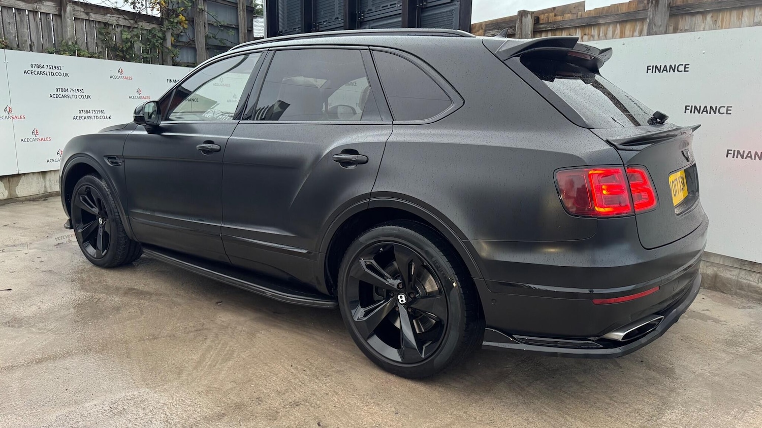 Used Bentley Bentayga 2017 for sale - 76537940: Photo 6