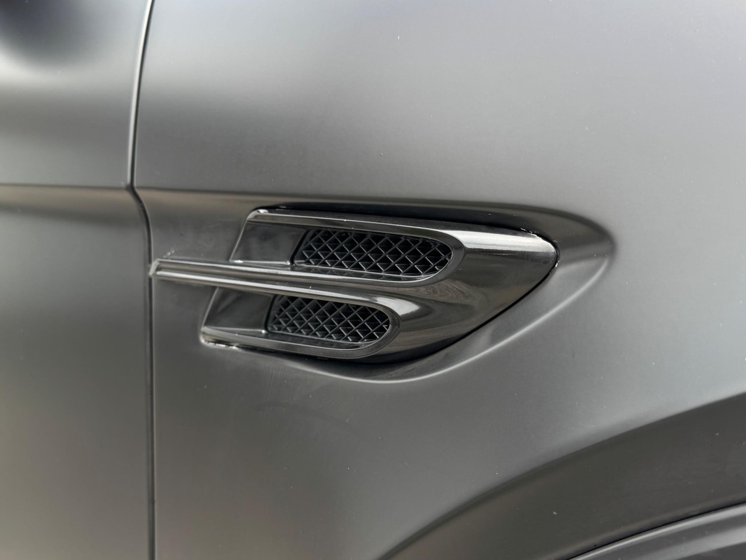 Used Bentley Bentayga 2017 for sale - 76537940: Photo 81