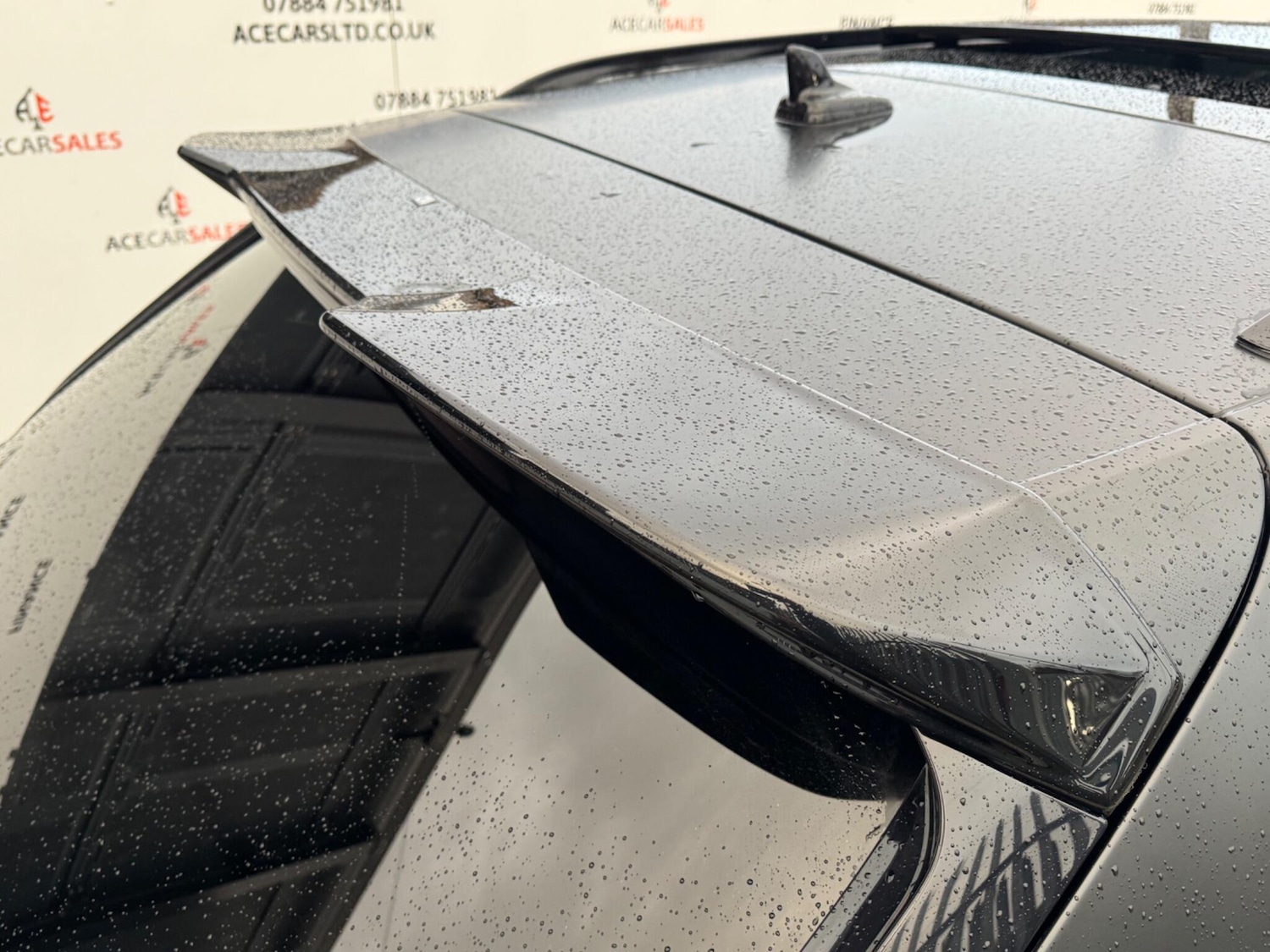 Used Bentley Bentayga 2017 for sale - 76537940: Photo 91