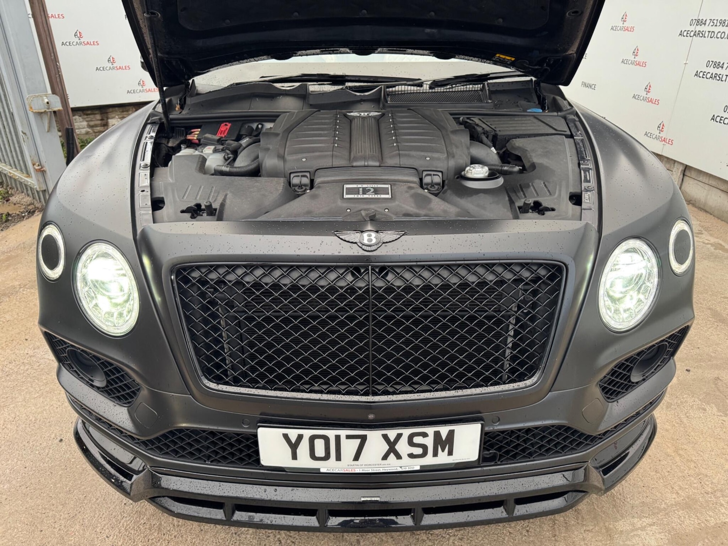 Used Bentley Bentayga 2017 for sale - 76537940: Photo 98