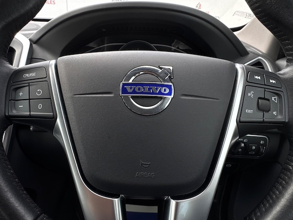 Used Volvo XC60 2017 for sale - 76284414: Photo 30
