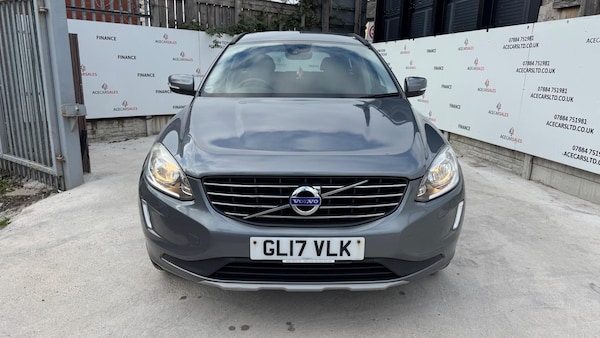 Used Volvo XC60 2017 for sale - 76284414: Photo 3