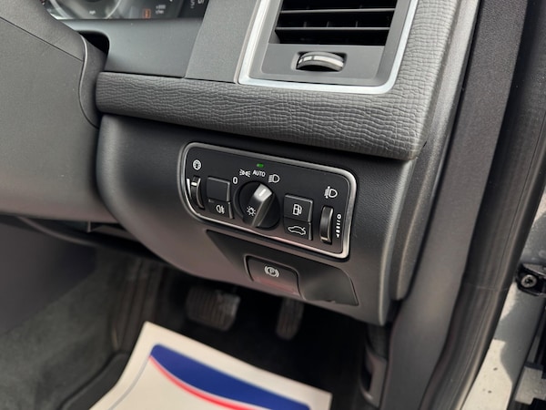Used Volvo XC60 2017 for sale - 76284414: Photo 50