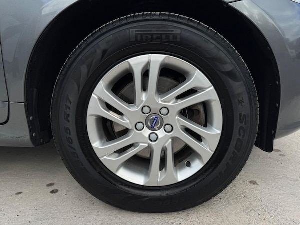 Used Volvo XC60 2017 for sale - 76284414: Photo 61