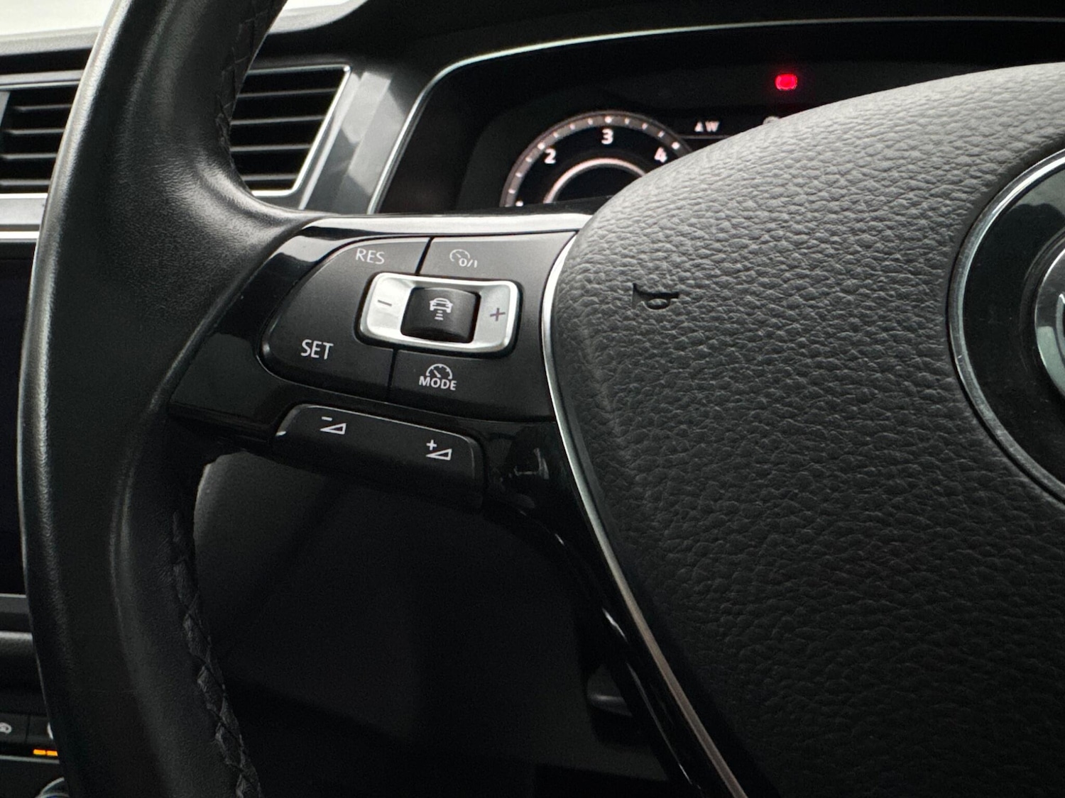 Used Volkswagen Tiguan Allspace 2018 for sale - 77291264: Photo 34