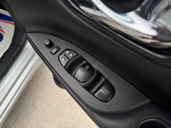 Used Nissan Pulsar 2016 for sale - 76227190: Photo 43