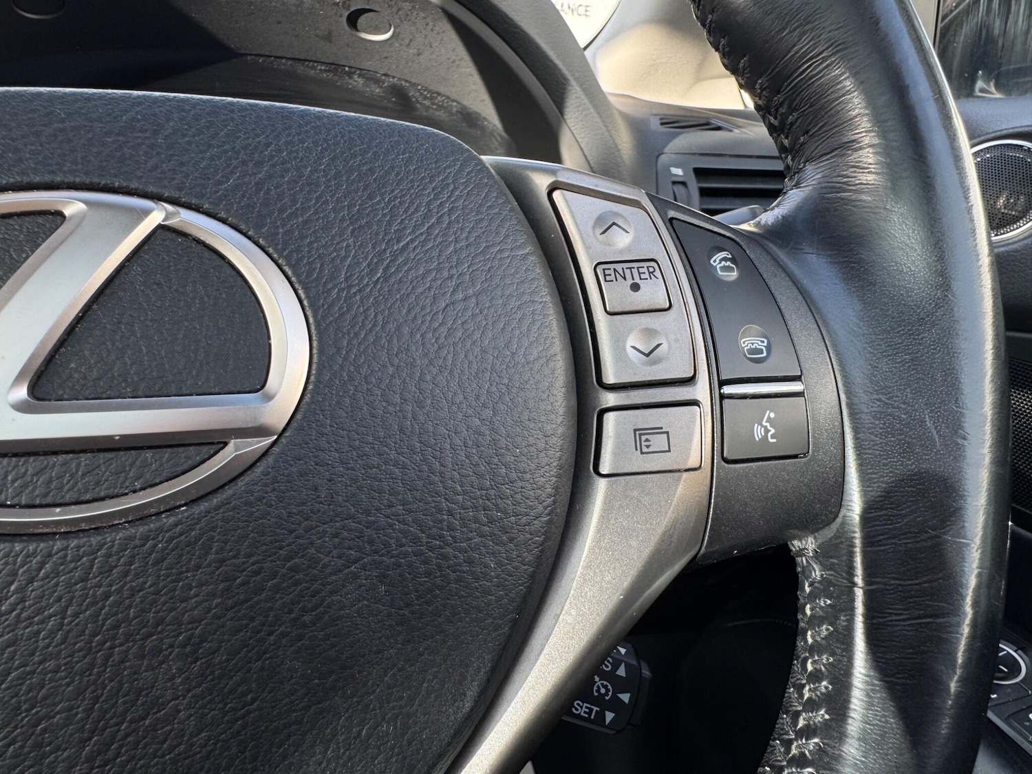 Used Lexus RX 2015 for sale - 77016100: Photo 35