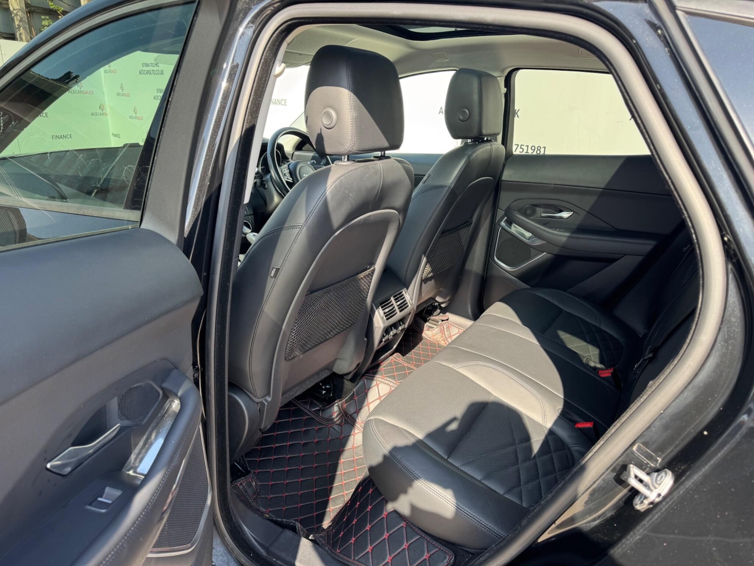 Used Jaguar E-Pace 2018 for sale - 77957751: Photo 12