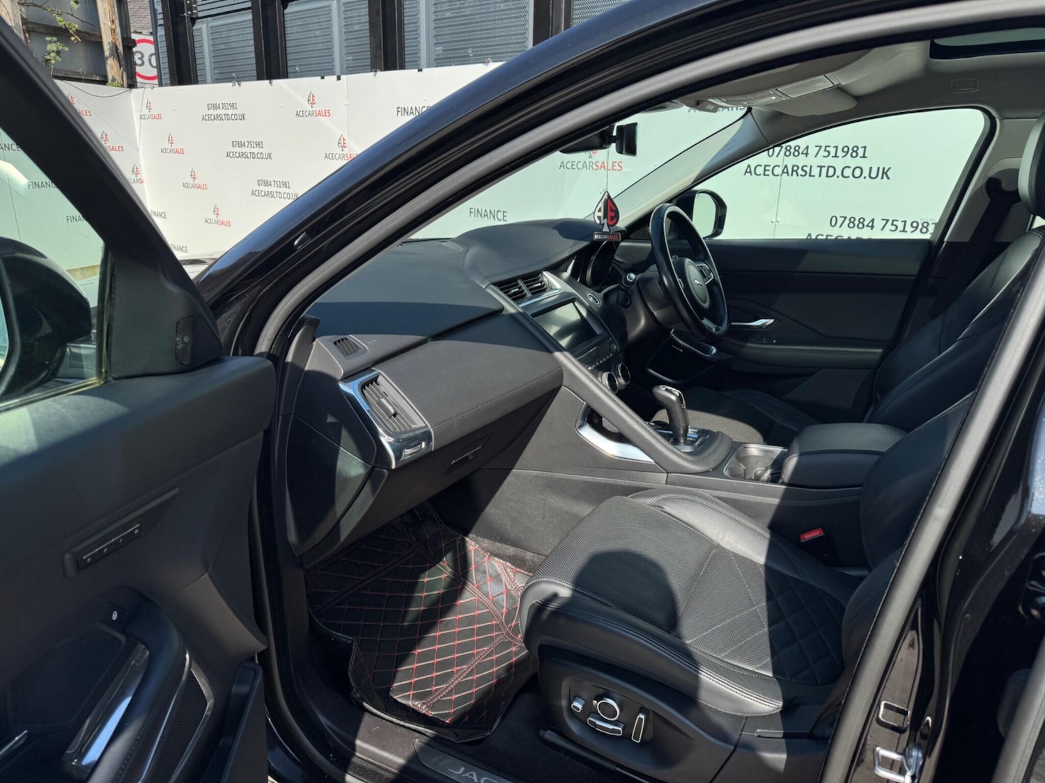 Used Jaguar E-Pace 2018 for sale - 77957751: Photo 14