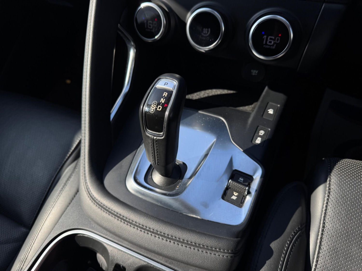 Used Jaguar E-Pace 2018 for sale - 77957751: Photo 24