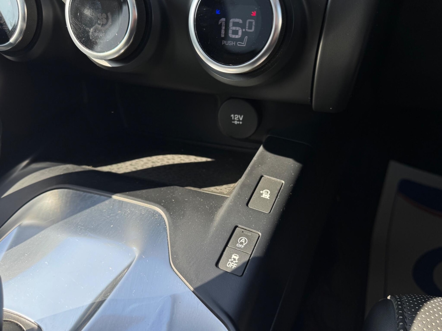 Used Jaguar E-Pace 2018 for sale - 77957751: Photo 26