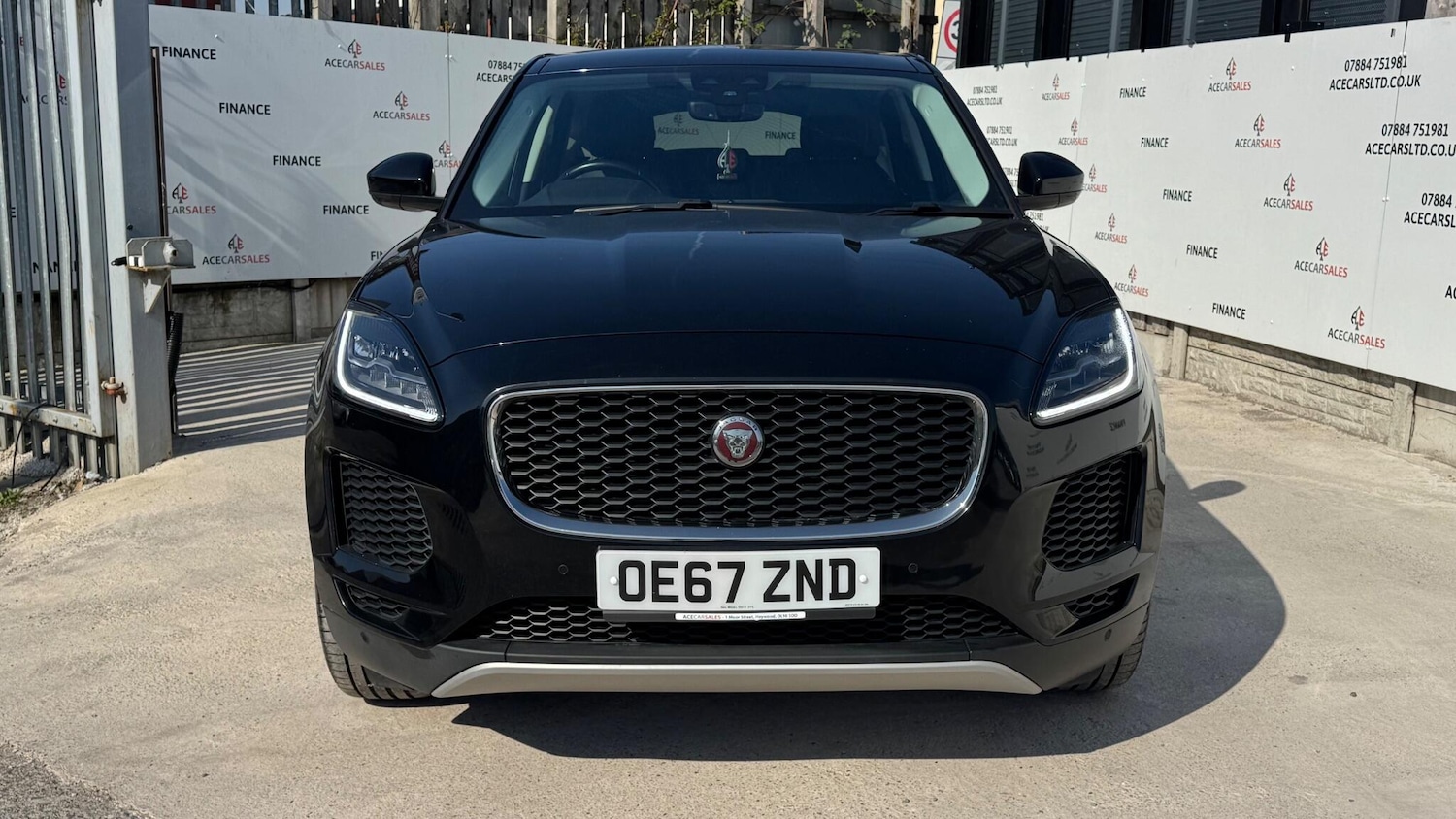 Used Jaguar E-Pace 2018 for sale - 77957751: Photo 3