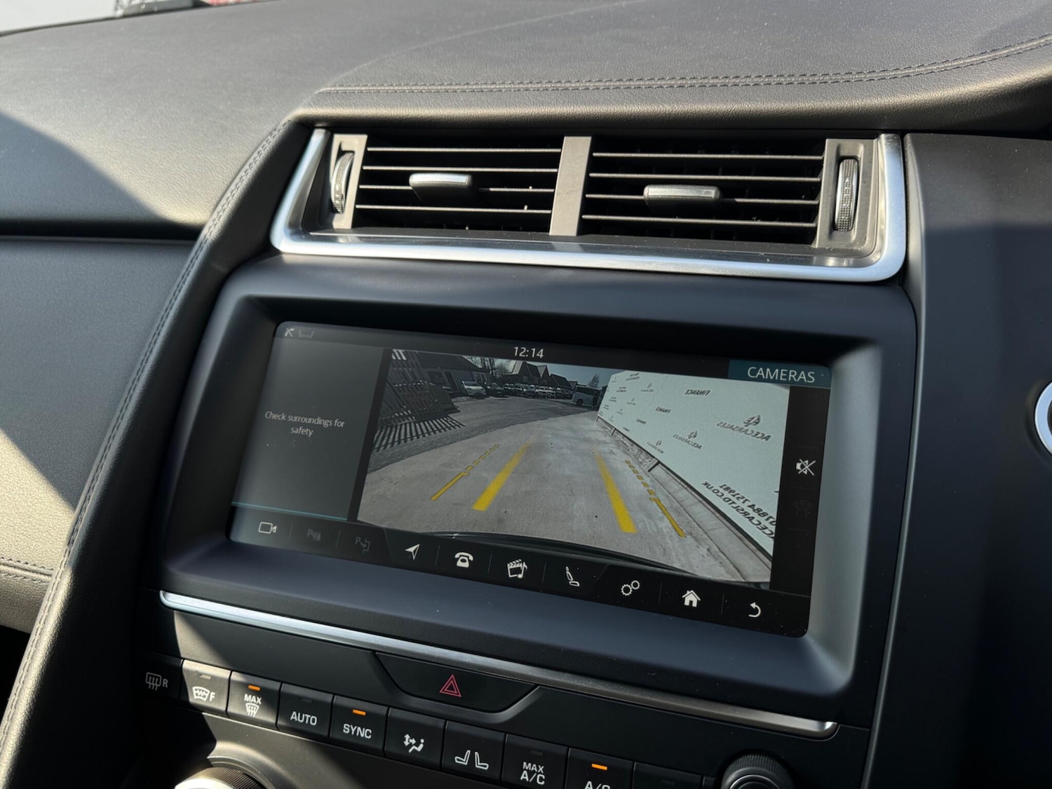 Used Jaguar E-Pace 2018 for sale - 77957751: Photo 36